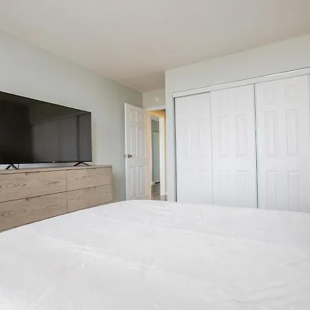 Landing At Three Rivers - 2 Bedrooms In Central Fort Wayne